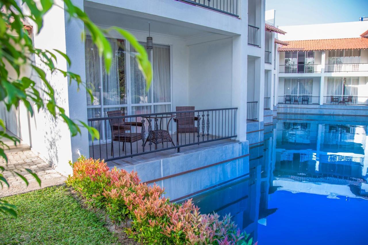The Covanro Airport Hotel - Katunayake Gampaha Exterior foto